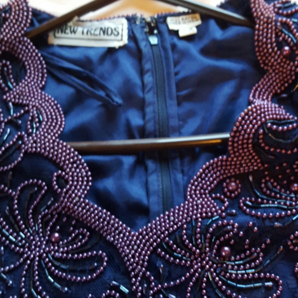 Gown - Picture 4 of 9